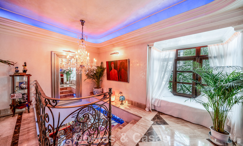Spacieux appartement en duplex à vendre avec vue imprenable, en première ligne de la marina de Puerto Banus, Marbella 784164
