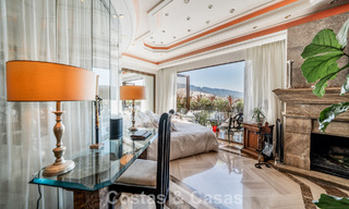 Spacieux appartement en duplex à vendre avec vue imprenable, en première ligne de la marina de Puerto Banus, Marbella 784167 