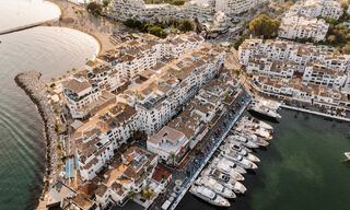 Spacieux appartement en duplex à vendre avec vue imprenable, en première ligne de la marina de Puerto Banus, Marbella 784169 