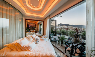 Spacieux appartement en duplex à vendre avec vue imprenable, en première ligne de la marina de Puerto Banus, Marbella 784171 
