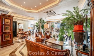 Spacieux appartement en duplex à vendre avec vue imprenable, en première ligne de la marina de Puerto Banus, Marbella 784176 