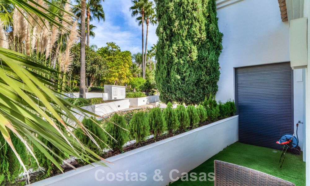 Superbe villa méditerranéenne moderne à vendre dans un complexe sécurisé et exclusif sur le Golden Mile de Marbella 784266