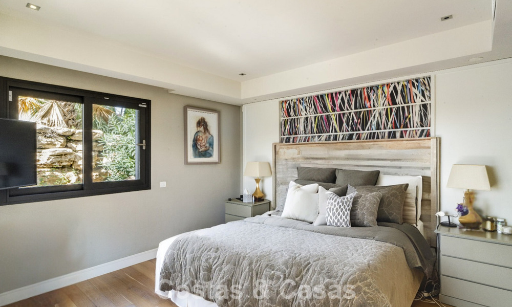 Superbe villa méditerranéenne moderne à vendre dans un complexe sécurisé et exclusif sur le Golden Mile de Marbella 784276