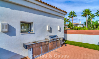 Superbe villa méditerranéenne moderne à vendre dans un complexe sécurisé et exclusif sur le Golden Mile de Marbella 784285 