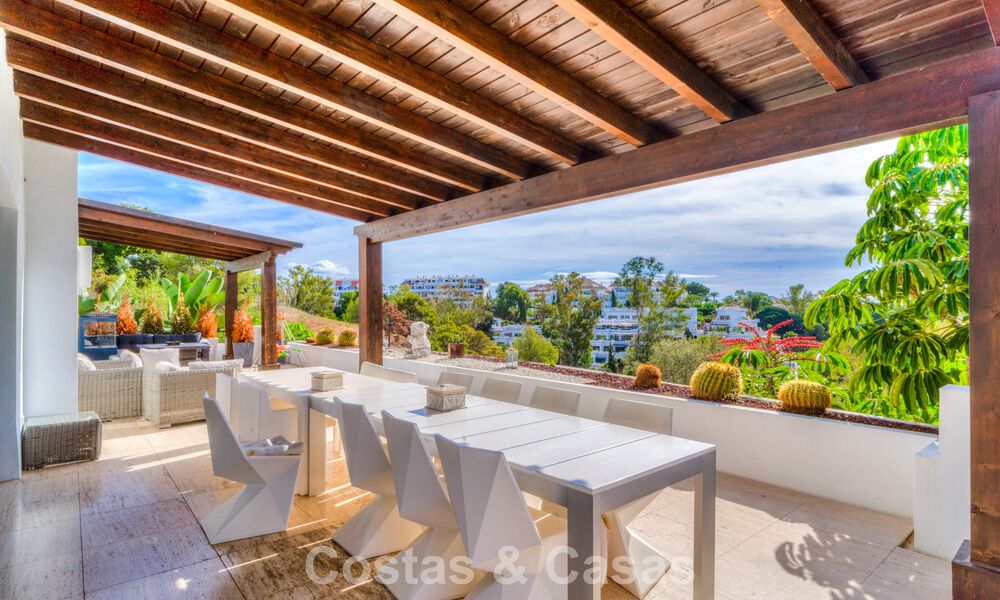 Superbe villa méditerranéenne moderne à vendre dans un complexe sécurisé et exclusif sur le Golden Mile de Marbella 784297