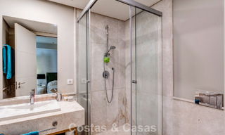 Superbe villa méditerranéenne moderne à vendre dans un complexe sécurisé et exclusif sur le Golden Mile de Marbella 784312 