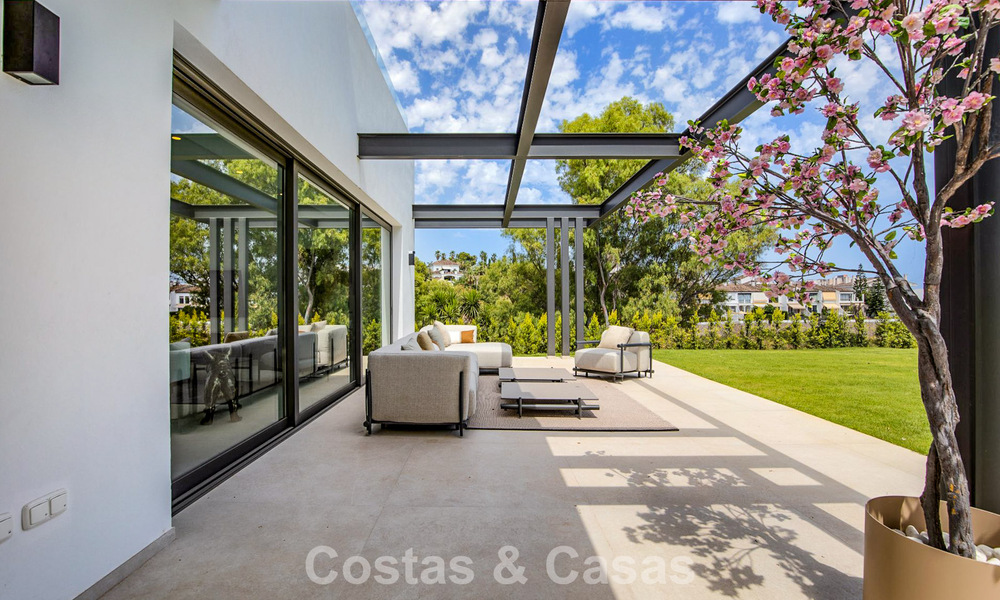 Villa contemporaine de luxe à vendre près de San Pedro à Marbella - Benahavis 784344