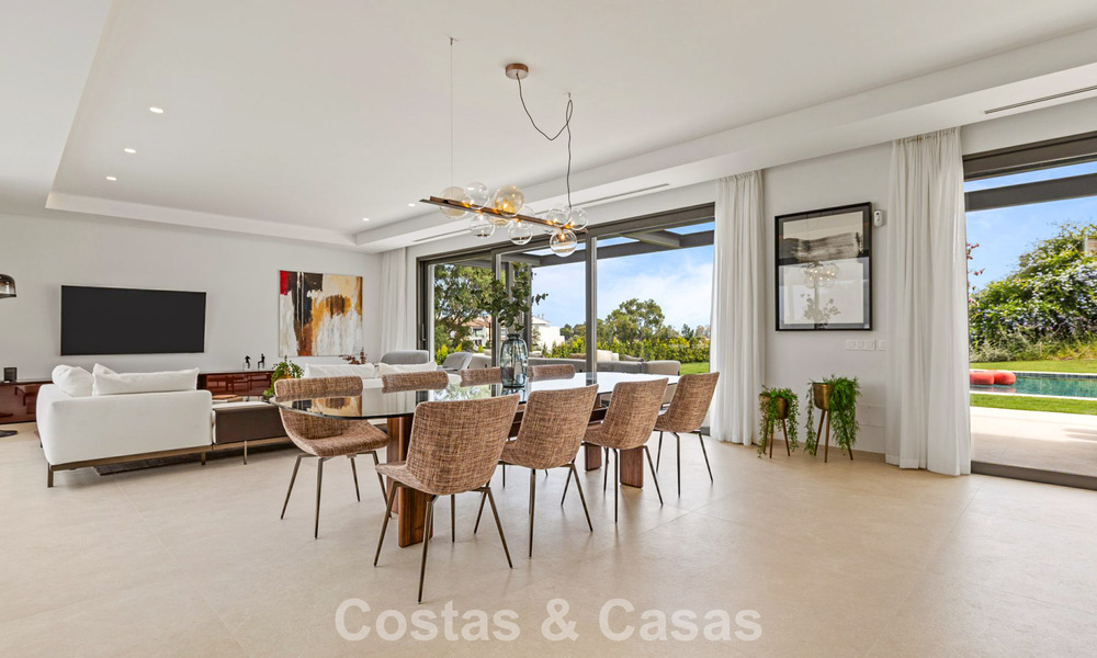 Villa contemporaine de luxe à vendre près de San Pedro à Marbella - Benahavis 784350