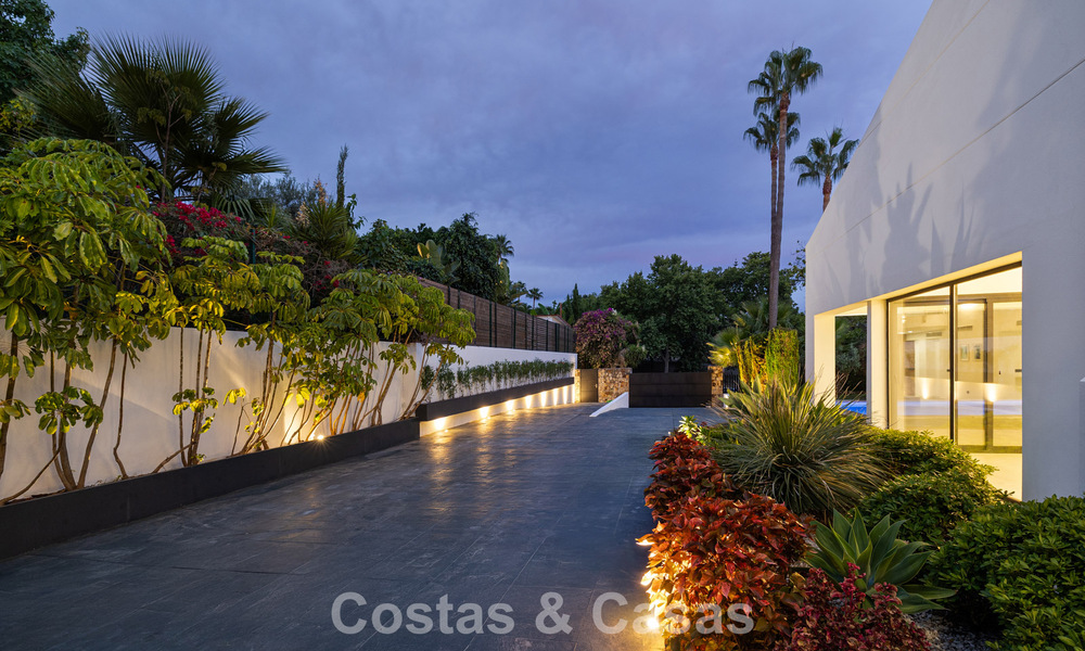 Villa au charme méditerranéen et à la touche moderne à vendre près du centre de San Pedro, Marbella 784384