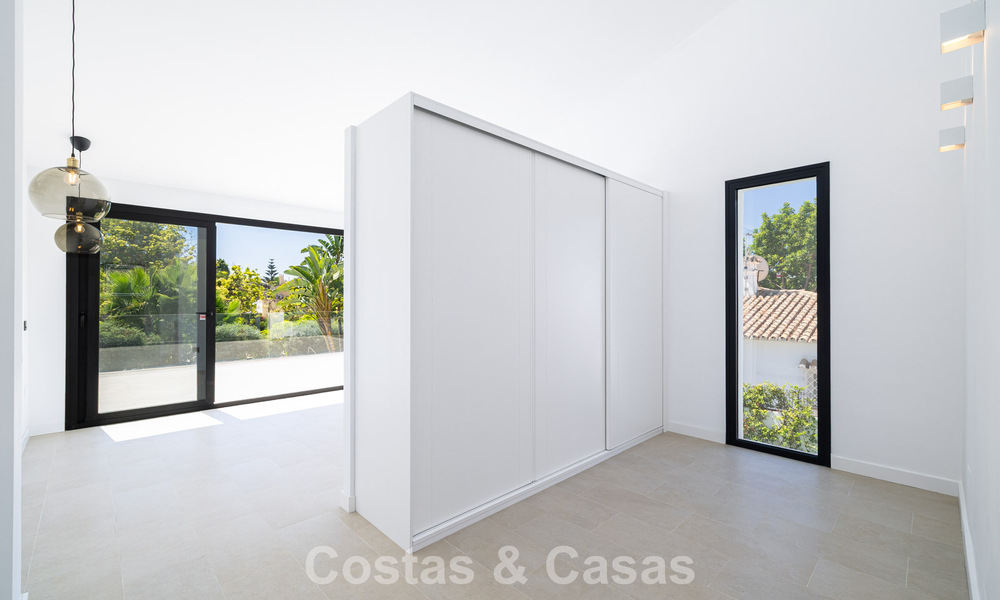 Villa au charme méditerranéen et à la touche moderne à vendre près du centre de San Pedro, Marbella 784413