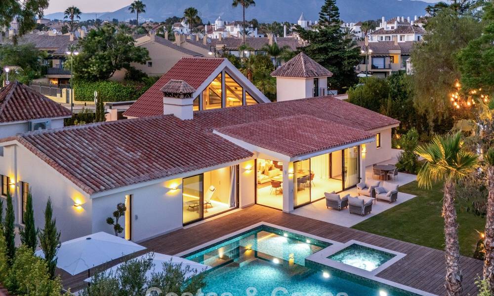 Villa exclusive de plain-pied à vendre à quelques pas de la plage et des commodités à San Pedro et Puerto Banus, Marbella 784430