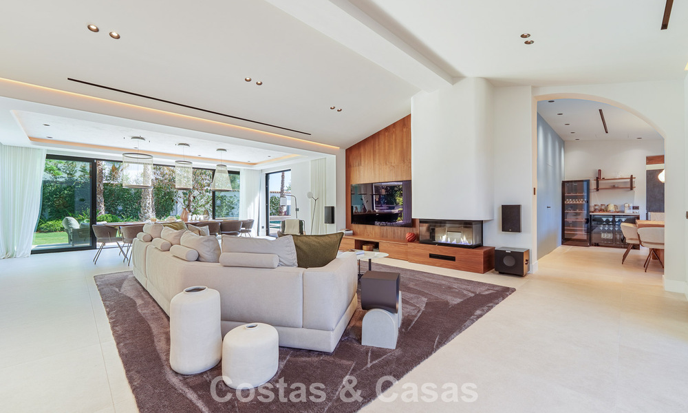 Villa exclusive de plain-pied à vendre à quelques pas de la plage et des commodités à San Pedro et Puerto Banus, Marbella 784461