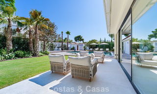 Villa exclusive de plain-pied à vendre à quelques pas de la plage et des commodités à San Pedro et Puerto Banus, Marbella 784468 