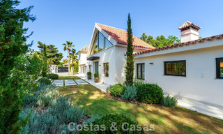 Villa exclusive de plain-pied à vendre à quelques pas de la plage et des commodités à San Pedro et Puerto Banus, Marbella 784477 