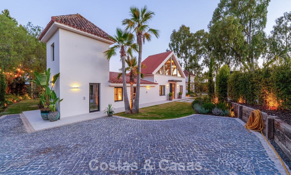 Villa exclusive de plain-pied à vendre à quelques pas de la plage et des commodités à San Pedro et Puerto Banus, Marbella 784483
