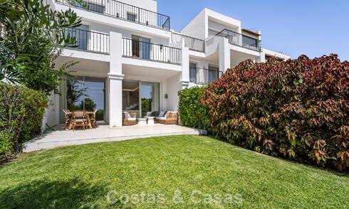 Superbe maison de ville rénovée à vendre en première ligne du golf de La Quinta à Marbella - Benahavis 784543