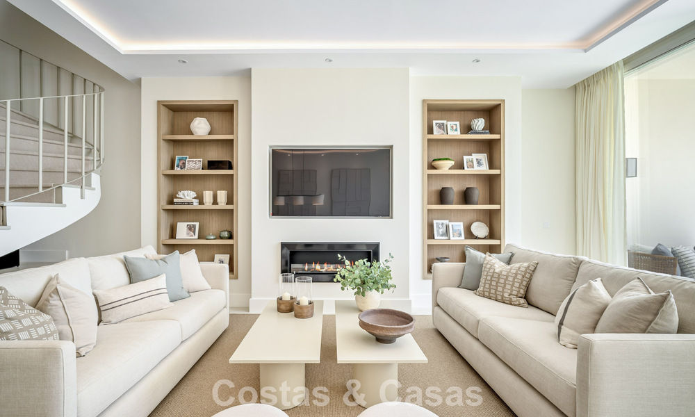 Superbe maison de ville rénovée à vendre en première ligne du golf de La Quinta à Marbella - Benahavis 784547