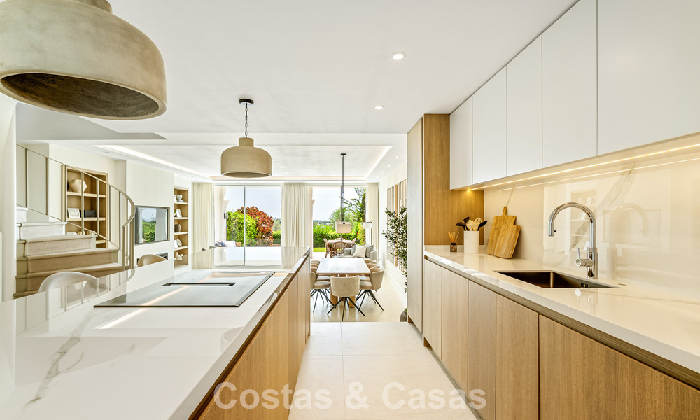 Superbe maison de ville rénovée à vendre en première ligne du golf de La Quinta à Marbella - Benahavis 784549