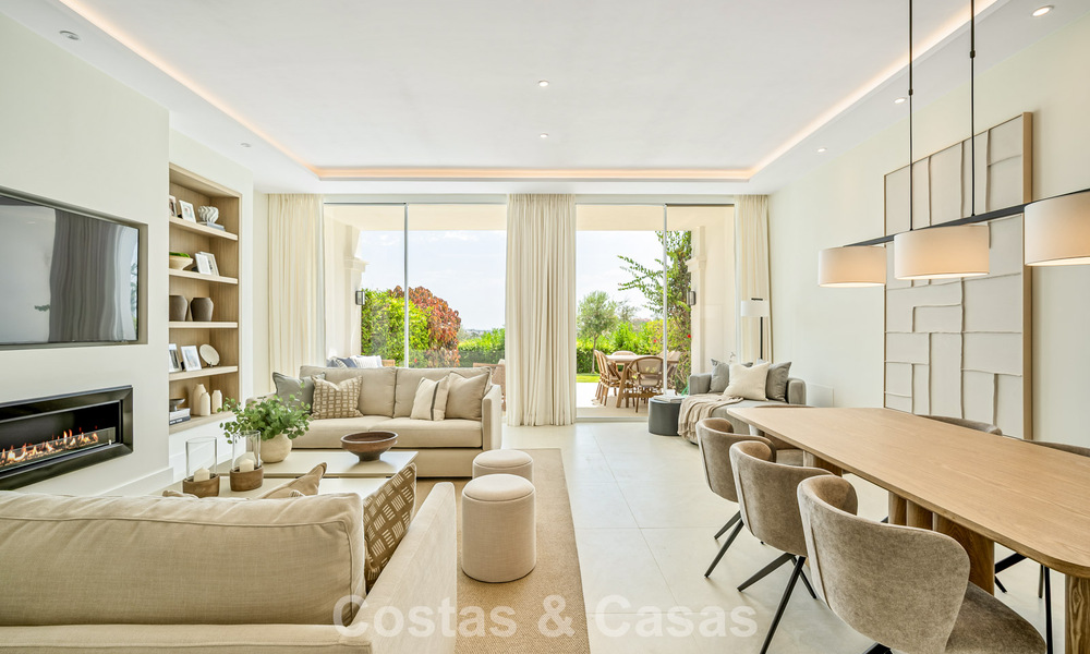 Superbe maison de ville rénovée à vendre en première ligne du golf de La Quinta à Marbella - Benahavis 784552