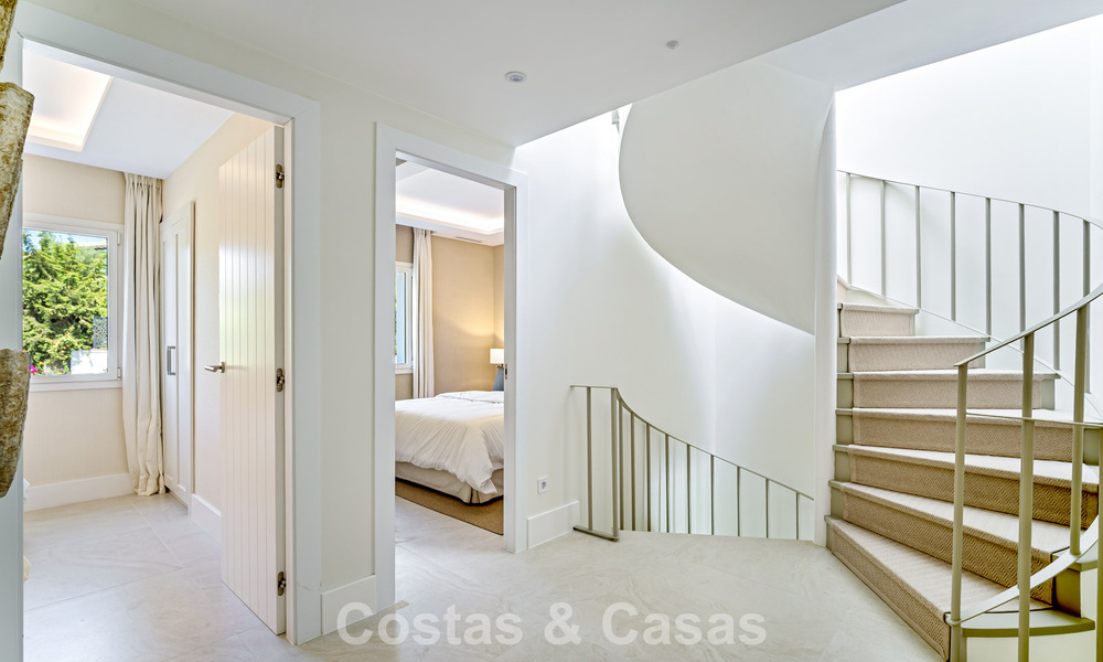 Superbe maison de ville rénovée à vendre en première ligne du golf de La Quinta à Marbella - Benahavis 784559