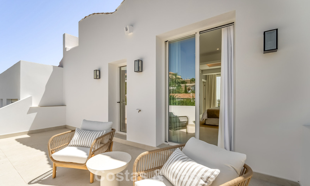 Superbe maison de ville rénovée à vendre en première ligne du golf de La Quinta à Marbella - Benahavis 784576