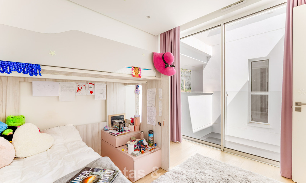 Appartement contemporain de luxe avec vue sur la mer à vendre dans un complexe de charme près de Marbella 784594