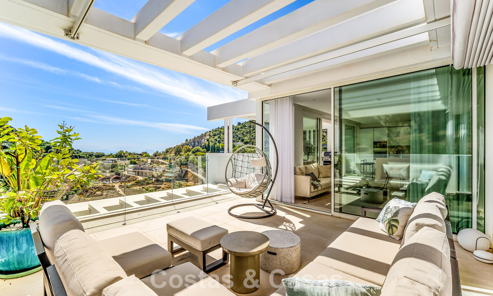 Appartement contemporain de luxe avec vue sur la mer à vendre dans un complexe de charme près de Marbella 784595