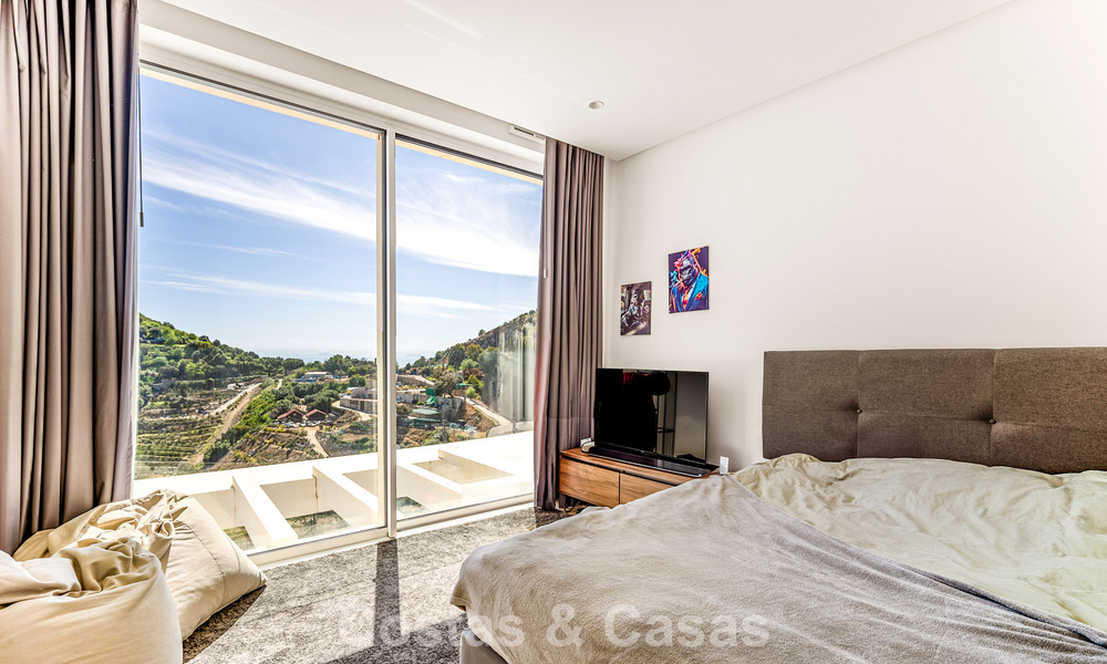 Appartement contemporain de luxe avec vue sur la mer à vendre dans un complexe de charme près de Marbella 784603