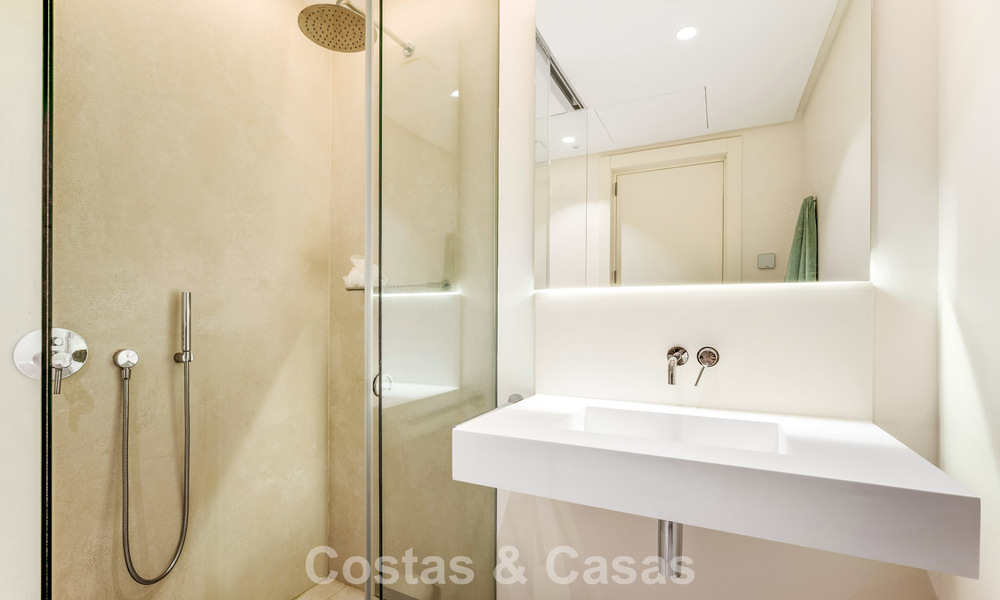 Appartement contemporain de luxe avec vue sur la mer à vendre dans un complexe de charme près de Marbella 784607