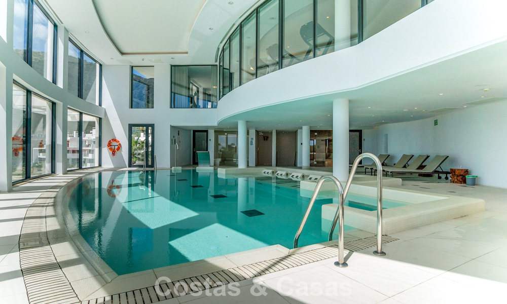 Appartement contemporain de luxe avec vue sur la mer à vendre dans un complexe de charme près de Marbella 784613