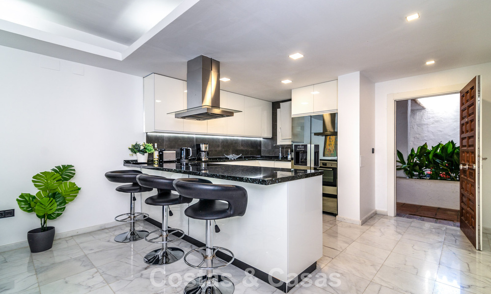 Appartement de luxe à vendre dans le prestigieux complexe Puente Romano, sur le Golden Mile de Marbella 784658