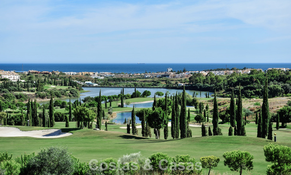 Appartements à vendre au Four Seasons à Los Flamingos Golf, Benahavis - Marbella 784506