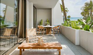 Appartement rénové avec vue sur la mer à vendre dans un complexe en bord de mer, à quelques pas de Puerto Banús, Marbella 784681 