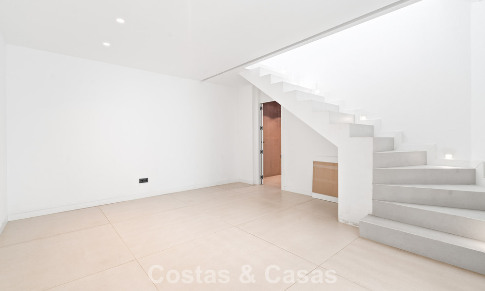 Maisons rénovées à vendre à quelques pas d'un club de golf, New Golden Mile, entre Marbella et Estepona 784760