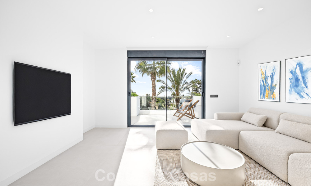 Maisons rénovées à vendre à quelques pas d'un club de golf, New Golden Mile, entre Marbella et Estepona 784770
