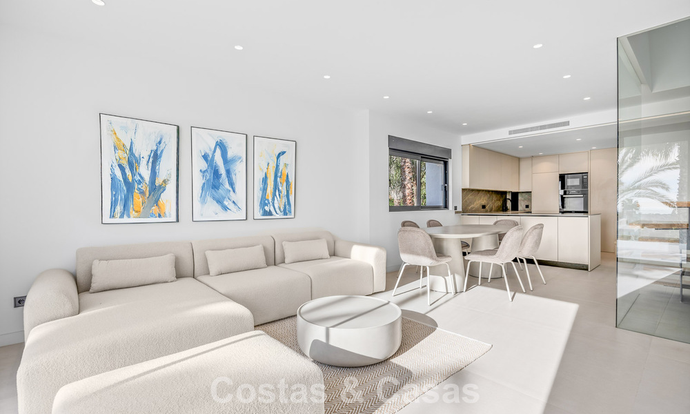 Maisons rénovées à vendre à quelques pas d'un club de golf, New Golden Mile, entre Marbella et Estepona 784779