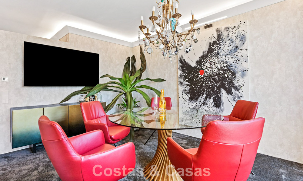 Appartement de luxe modernisé avec vue panoramique sur la mer à vendre dans un complexe de golf à Marbella - Benahavis 784849