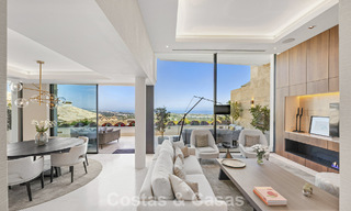 Appartement duplex au charme d'une villa à vendre dans un complexe de luxe à La Quinta, Marbella - Benahavis 784873 