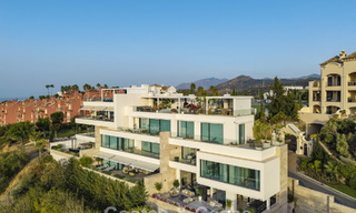 Appartement duplex au charme d'une villa à vendre dans un complexe de luxe à La Quinta, Marbella - Benahavis 784890 