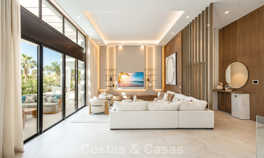 Villa de luxe moderniste de plain-pied à vendre à Nueva Andalucia, Marbella 799833