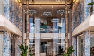 Villas design exclusives avec intérieurs Versace Home à vendre à Nueva Andalucia, Marbella 784962 