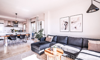 Prêt à emménager, penthouse de luxe avec vue panoramique sur le golf, la mer et les montagnes à vendre à Benahavis - Marbella 784805 