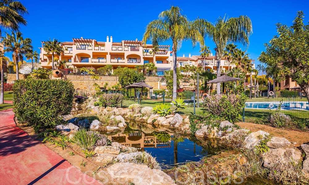 Prêt à emménager, penthouse de luxe avec vue panoramique sur le golf, la mer et les montagnes à vendre à Benahavis - Marbella 784809