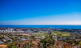 Prêt à emménager, penthouse de luxe avec vue panoramique sur le golf, la mer et les montagnes à vendre à Benahavis - Marbella 784822 