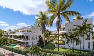 Appartements innovants sur plan à vendre à quelques pas des commodités et de la plage à Estepona, Costa de Sol 784907 