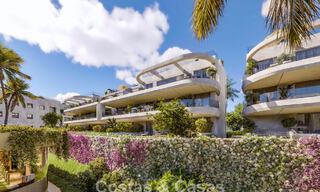 Appartements innovants sur plan à vendre à quelques pas des commodités et de la plage à Estepona, Costa de Sol 784923 