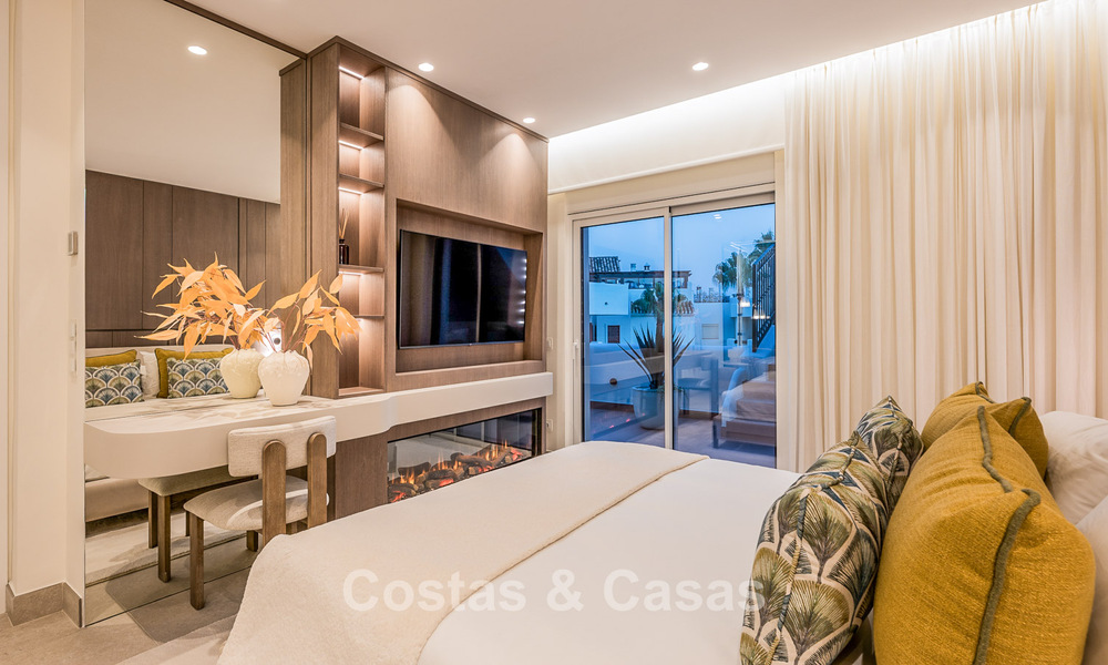 Penthouse avec vue sur la mer à vendre dans une résidence sécurisée en bord de mer, sur le New Golden Mile, entre Marbella et Estepona 785029