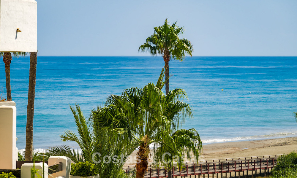 Penthouse avec vue sur la mer à vendre dans une résidence sécurisée en bord de mer, sur le New Golden Mile, entre Marbella et Estepona 785031