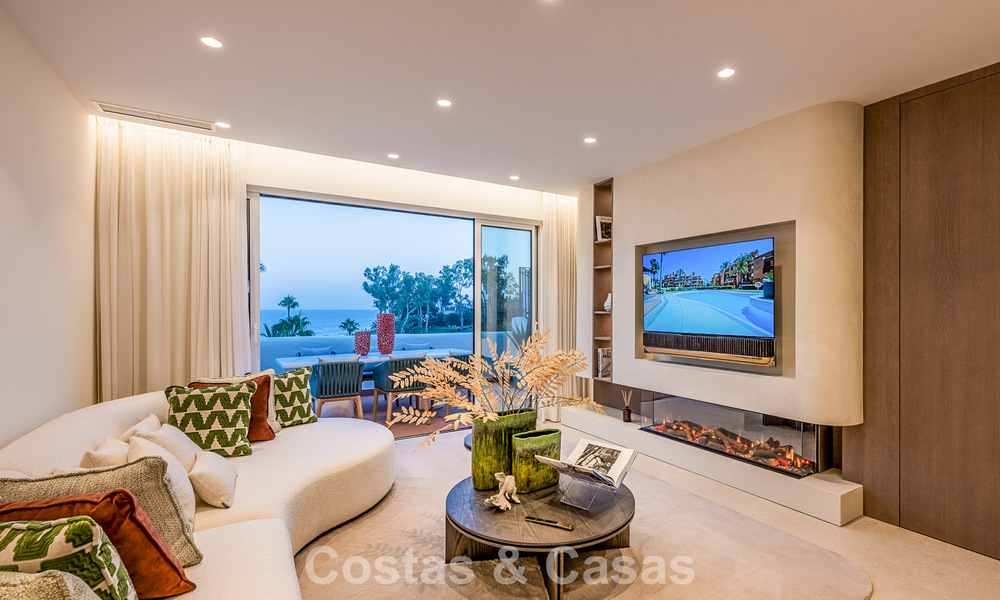 Penthouse avec vue sur la mer à vendre dans une résidence sécurisée en bord de mer, sur le New Golden Mile, entre Marbella et Estepona 785035