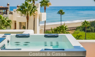Penthouse avec vue sur la mer à vendre dans une résidence sécurisée en bord de mer, sur le New Golden Mile, entre Marbella et Estepona 785063 